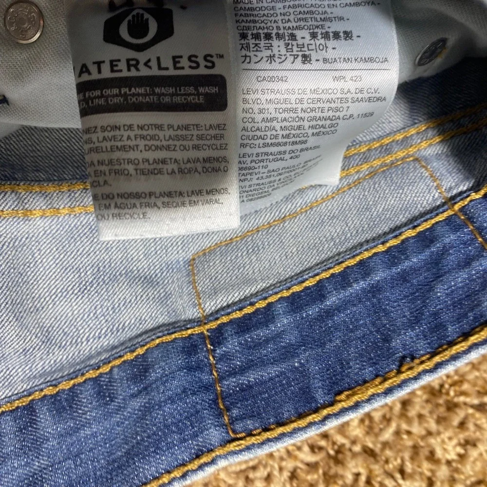 Levis 527 Slim Bootcut Jeans Mens 32x30 Blue Medium Wash WaterLess Denim